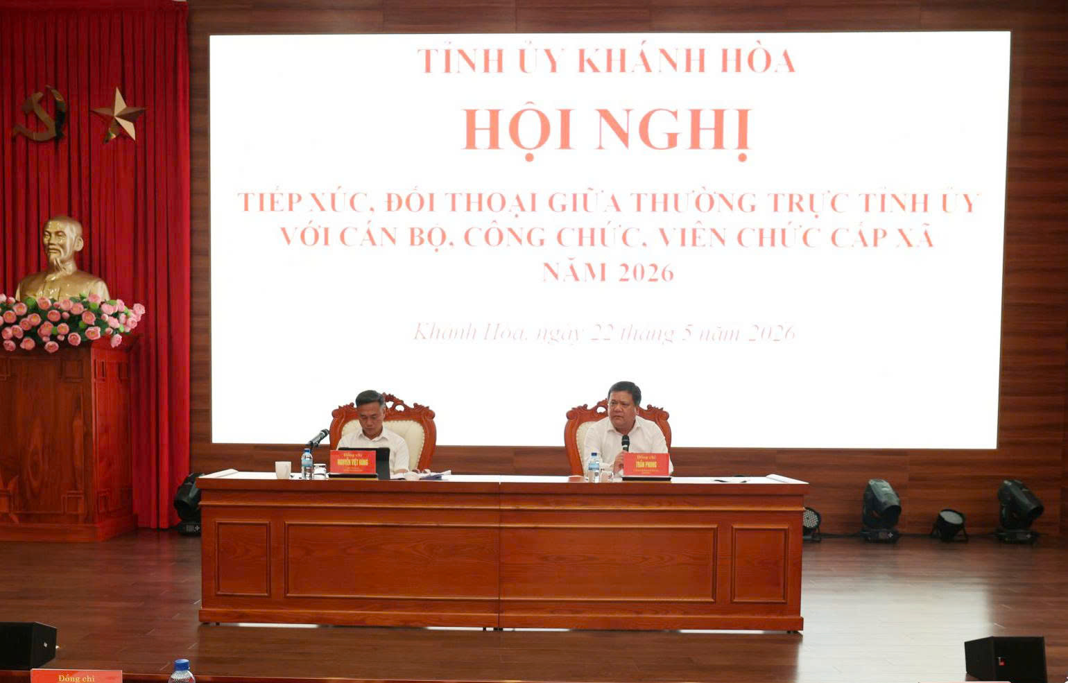 Khánh Hòa tổ chức Hội nghị đối thoại giữa Thường trực Tỉnh ủy với cán bộ, công chức, viên chức cấp xã năm 2026